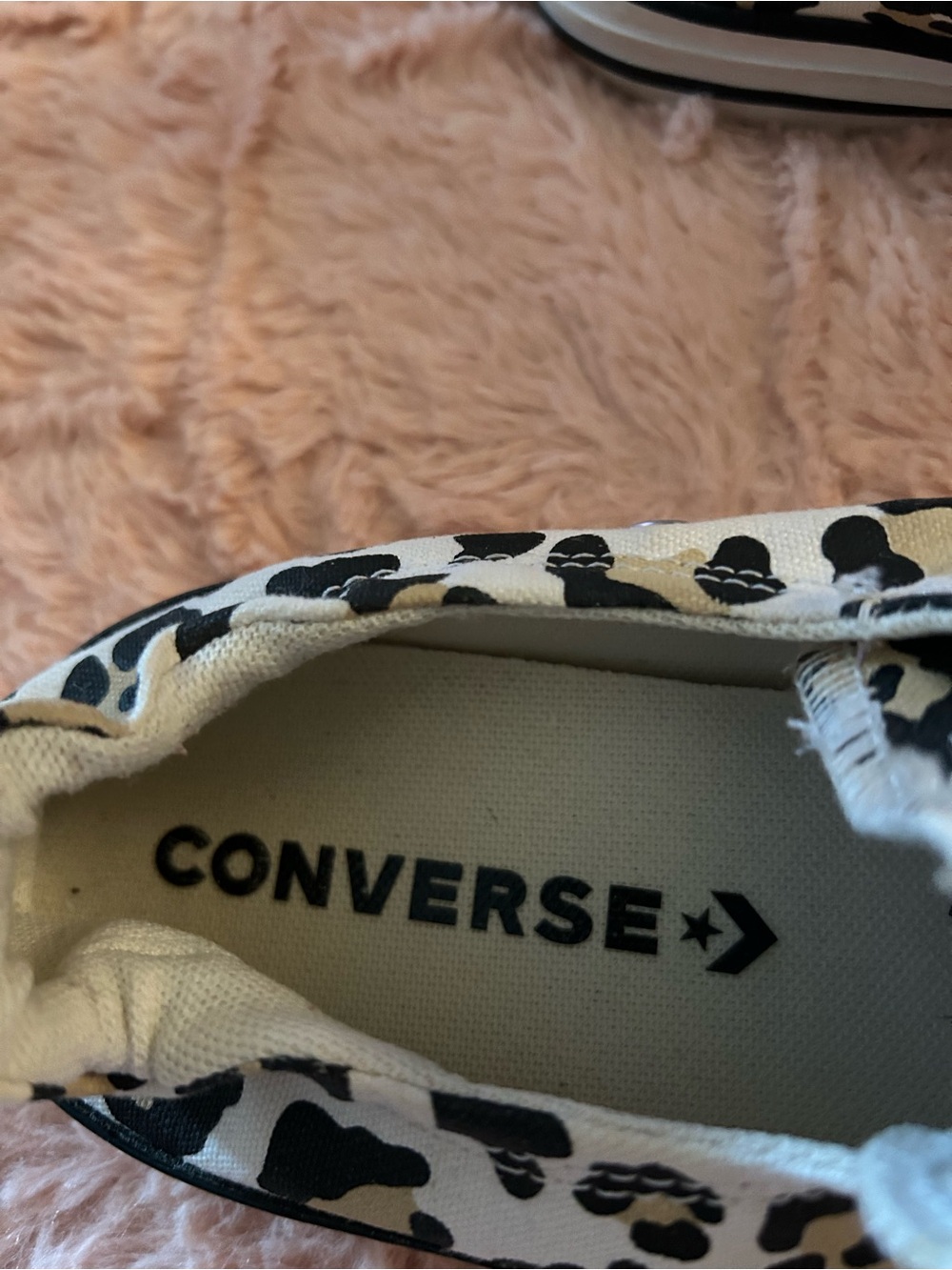 Converse Low Top Canvas Sneakers in Leopard Print EXCELLENT CONDITION - Picture 7 of 13